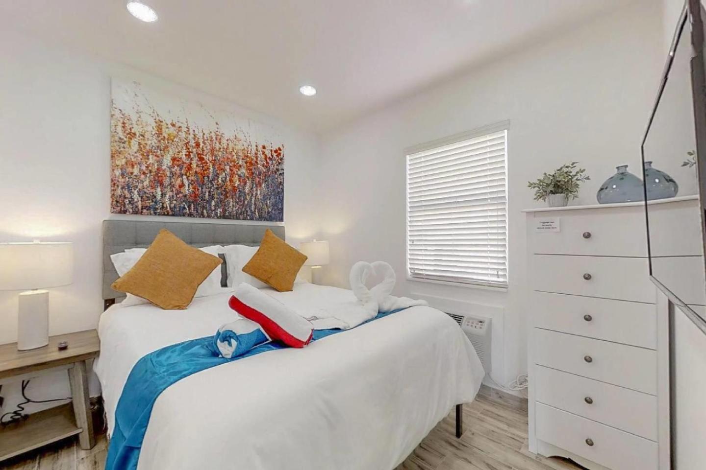 Chick & Fashionable 1 Bedroom Apt Beach Unit # 4 ฮอลลีวูด ภายนอก รูปภาพ